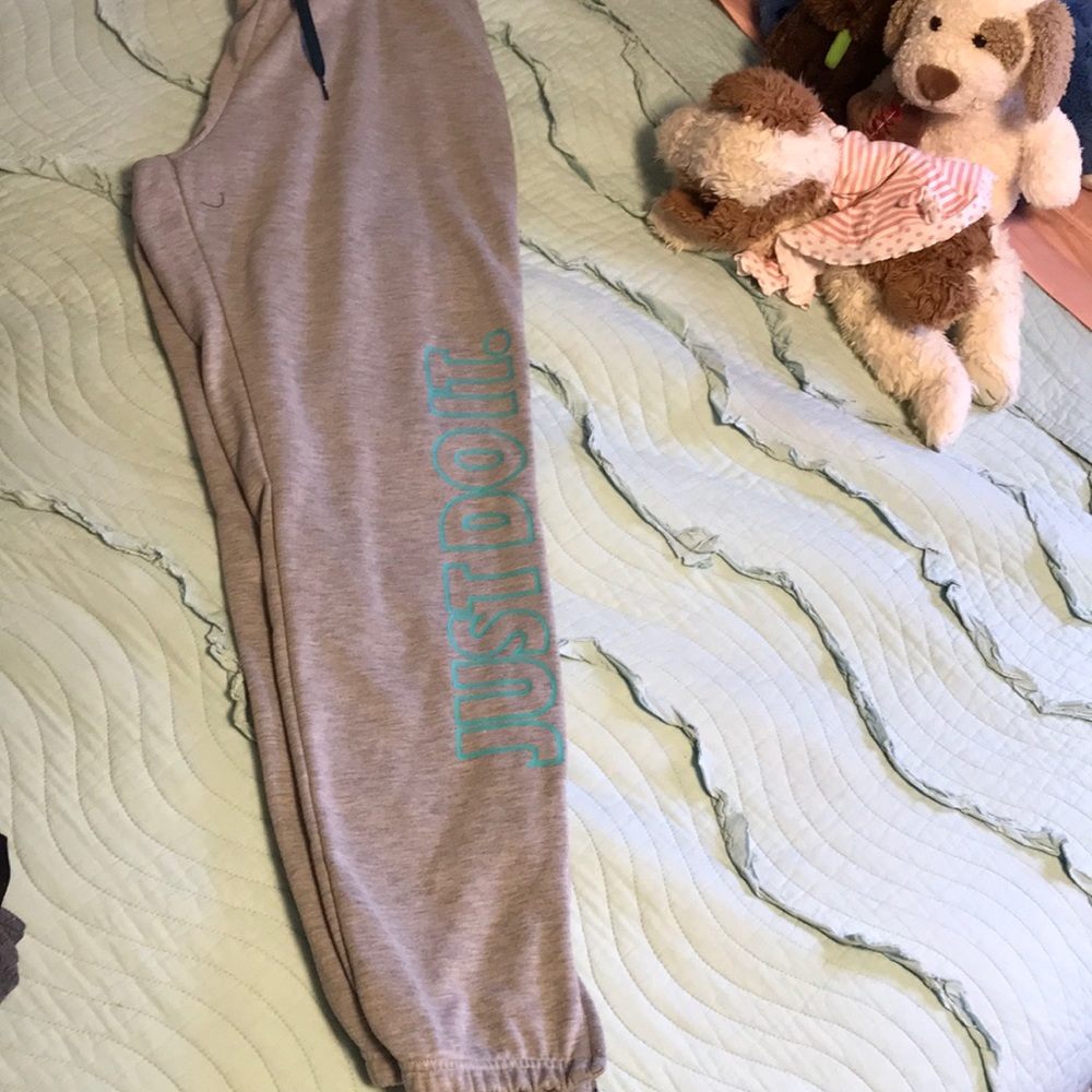 Joggers, sweatpants